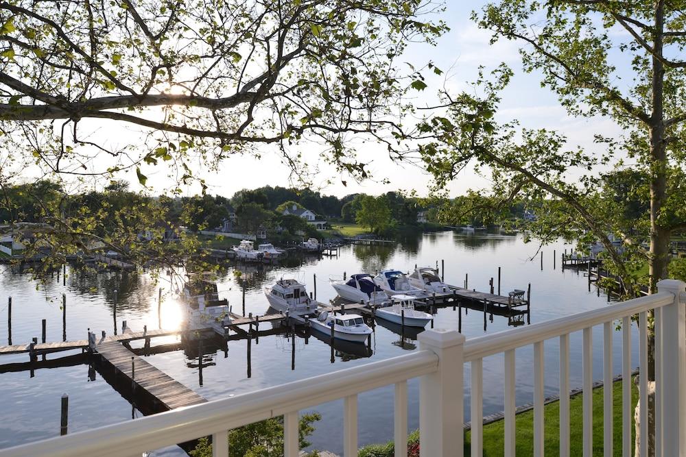 Anchored Inn At Hidden Harbor Deale Экстерьер фото